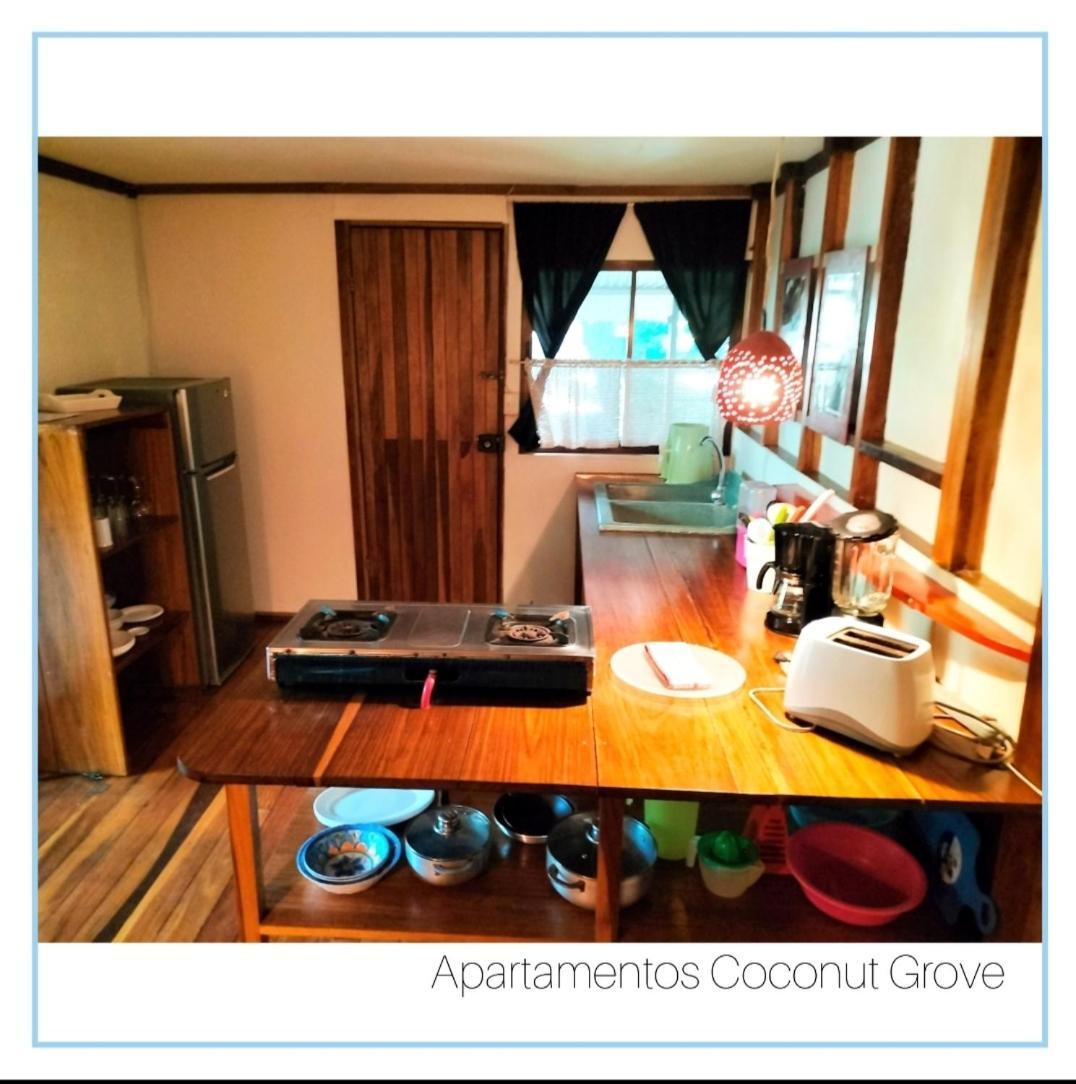 Cabinas Coconut Grove Puerto Viejo de Talamanca المظهر الخارجي الصورة